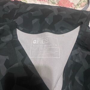 Figs Technical Collection Black Scrub set